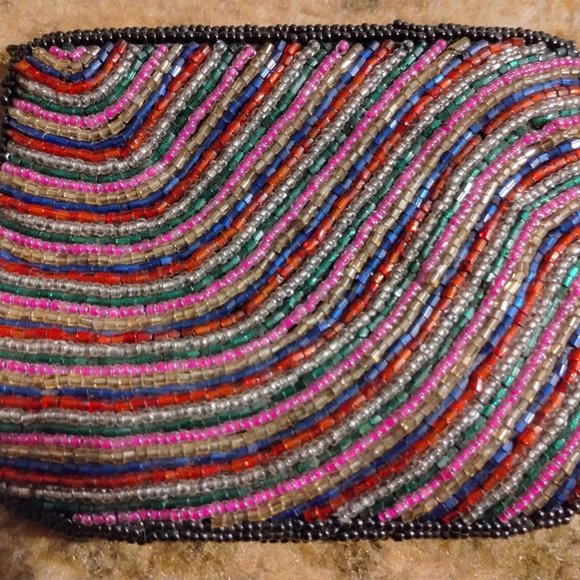 Beautiful Vintage Beaded 2 Tone Coin Purse - Picture 2 of 5